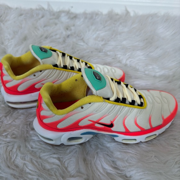 Nike Air Max Plus size: 8.5 womens. Authentic. Good condition. - Picture 8 of 12